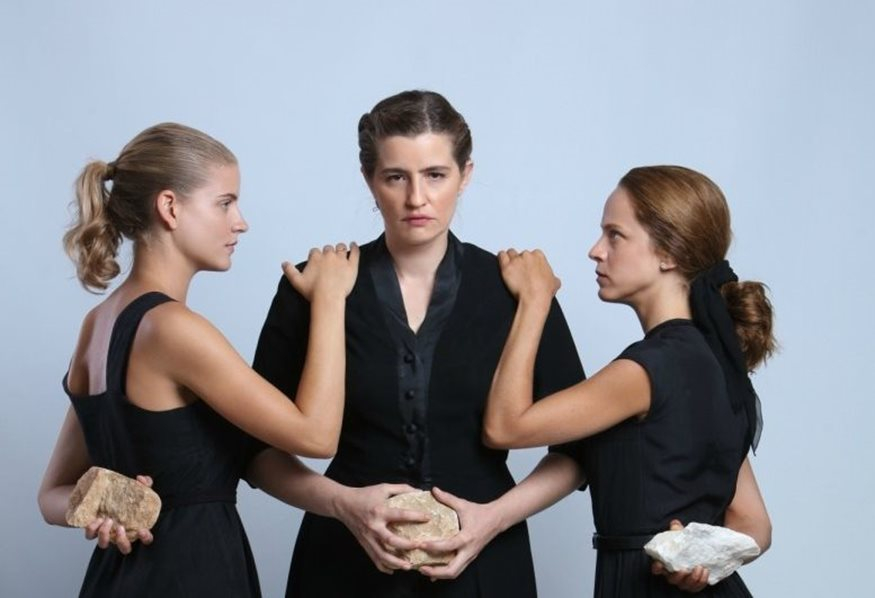 Άγριες Μέλισσες: Όλοι πέφτουν από τα σύννεφα με αυτή την ανακοίνωση