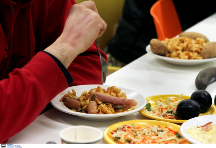 Πάτρα:Έφαγαν ,ήπιαν και το ‘σκασαν όταν ήρθε ο λογαριασμός.Ο ιδιοκτήτης τους ανέβασε σε βίντεο. Πάτρα:Έφαγαν-,ήπιαν-και-το-‘σκασαν-όταν-ήρθε-ο-λογαριασμόςΟ-ιδιοκτήτης-τους-ανέβασε-σε-βίντεο.