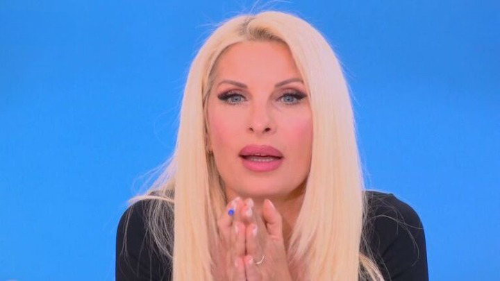 Ελένη Μενεγάκη:Το μήνυμα της στον αέρα σε Μαραντίνη-Χρηστίδου. Ελένη-Μενεγάκη:Το-μήνυμα-της-στον-αέρα-σε-Μαραντίνη-Χρηστίδου.