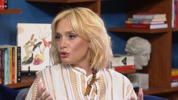 Ελεωνόρα Ζουγανέλη: Μιλά για πρώτη φορά για το διαζύγιο από τον Σπύρο Δημητρίου – “Μου συμβαίνουν αυτά που συμβαίνουν και στους άλλους με όλα τα συναισθήματα…” Ελεωνόρα-Ζουγανέλη:-Μιλά-για-πρώτη-φορά-για-το-διαζύγιο-από-τον-Σπύρο-Δημητρίου-–-“Μου-συμβαίνουν-αυτά-που-συμβαίνουν-και-στους-άλλους-με-όλα-τα-συναισθήματα…”