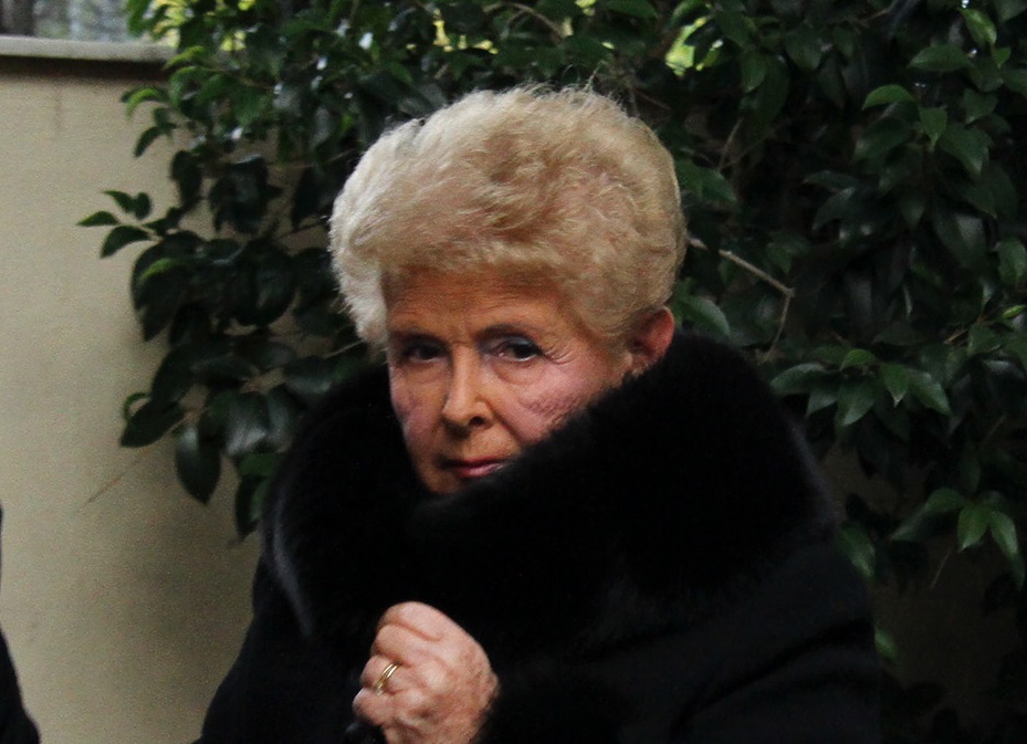 Χαμός με την ανάρτηση της Βέφας Αλεξιάδου και το ΚΚΕ – “Εσύ έτσι ΑΝΕΞΕΛΕΓΚΤΑ ΔΗΜΟΣΙΕΥΕΙΣ ΤΟΣΕΣ ΜΠΟΥΡΔΕΣ;” Χαμός-με-την-ανάρτηση-της-Βέφας-Αλεξιάδου-και-το-ΚΚΕ-–-“Εσύ-έτσι-ΑΝΕΞΕΛΕΓΚΤΑ-ΔΗΜΟΣΙΕΥΕΙΣ-ΤΟΣΕΣ-ΜΠΟΥΡΔΕΣ;”