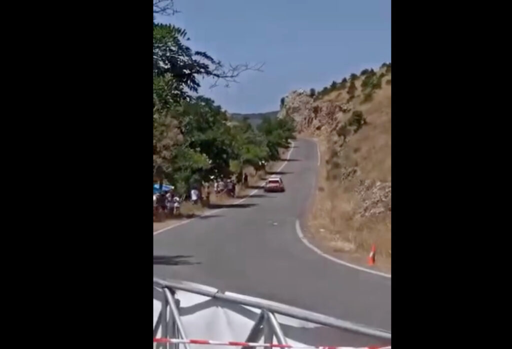 Δημητσάνα: Σοκαριστικό ατύχημα σε αγώνα ράλι – (Βίντεο) Δημητσάνα:-Σοκαριστικό-ατύχημα-σε-αγώνα-ράλι-–-(Βίντεο)