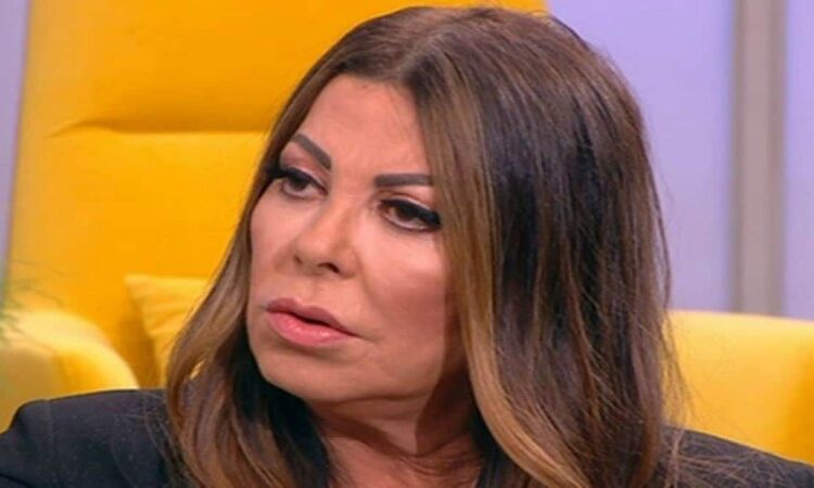 Δύσκολες στιγμές για την Άντζελα Δημητρίου – Το “αντίο” στην αγαπημένη της φίλη Δύσκολες-στιγμές-για-την-Άντζελα-Δημητρίου-–-Το-“αντίο”-στην-αγαπημένη-της-φίλη