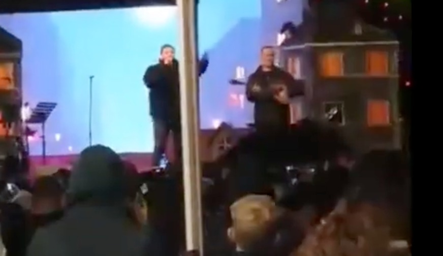 Χαμός με τον Τσαλίκη στα Τρίκαλα – Έκοψαν τη ζωντανή μετάδοση, αλλά δεν πρόλαβαν – “Άντε και γ@@@ου…” Χαμός-με-τον-Τσαλίκη-στα-Τρίκαλα-–-Έκοψαν-τη-ζωντανή-μετάδοση,-αλλά-δεν-πρόλαβαν-–-“Άντε-και-γ@@@ου…”