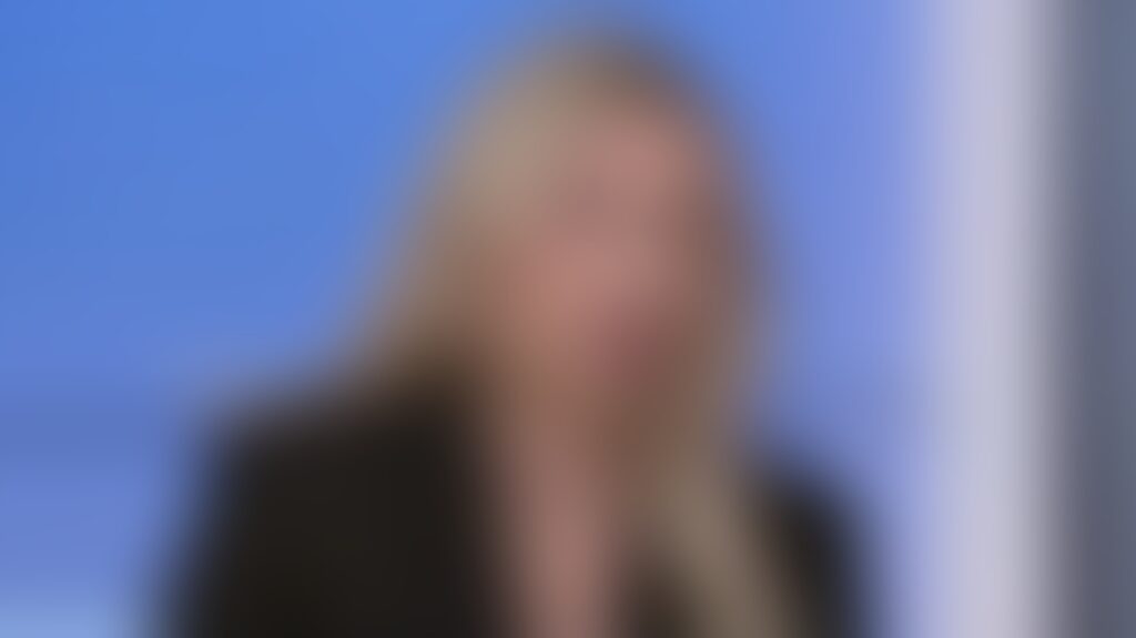 Σε σοκ οι τηλεθεατές μεγάλου ξένου καναλιού – Η στιγμή που η παρουσιάστρια καταρρέει στον “αέρα”… Σε-σοκ-οι-τηλεθεατές-μεγάλου-ξένου-καναλιού-–-Η-στιγμή-που-η-παρουσιάστρια-καταρρέει-στον-“αέρα”…