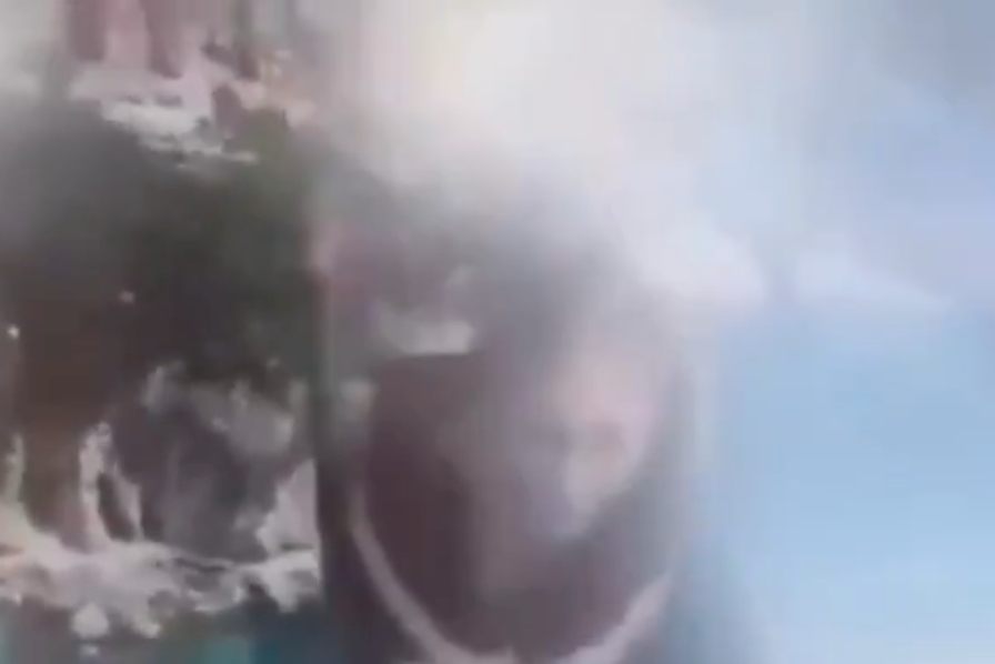 Σοκαριστική-τραγωδία!-“Βοήθεια!”-19χρονη-παθαίνει-κρίση-πανικού-και…-(Βίντεο-περιστατικού)