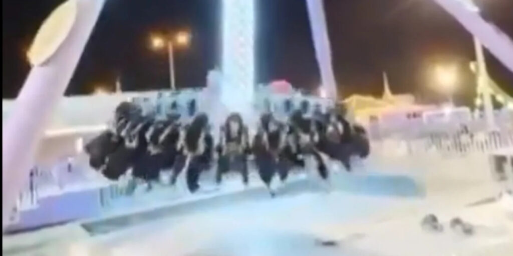 Η-διασκέδαση-έγινε-τρόμος!-Σοκαριστικό-ατύχημα-με-πολλούς-τραυματίες-σε-λούνα-παρκ-της-Σαουδικής-Αραβίας-(Βιντεο-σοκ)