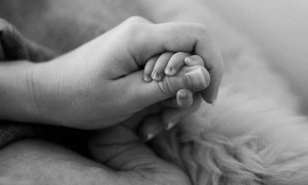 Σοκ-στην-Ελλάδα!-Σε-7-κλινικές-βρέθηκε-το-σ@@@@-του-άνδρα,-από-τη-Δανία-–-Αυτά-τα-μωρά-νόσησαν-από…