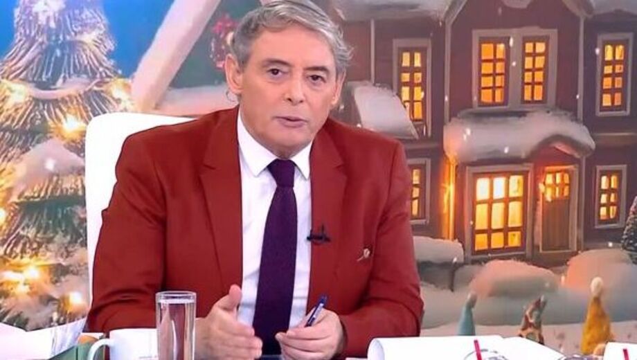 Χαμός-με-τον-Χασαπόπουλο-–-Τα-“πήρε”-με-γνωστό-δημοσιογράφο-–-«Είναι-ανήθικο…»