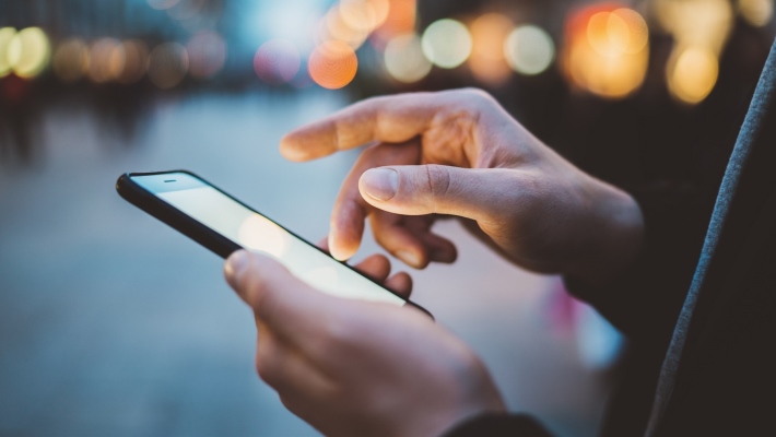 Προσοχή!-Αυτά-τα-«αθώα»-μηνύματα-μας-κλέβουν-–-Το-νέο-κόλπο-των-απατεώνων-και-πώς-να-το-καταλάβετε