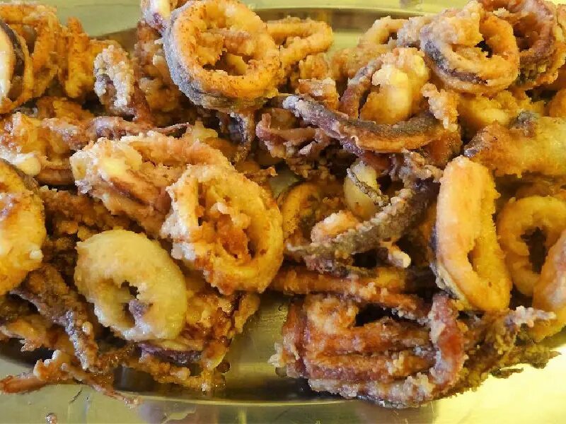 Καλαμαράκια: Αυτό είναι το μυστικό υλικό που τα κάνει σούπερ τραγανά! Καλαμαράκια:-Αυτό-είναι-το-μυστικό-υλικό-που-τα-κάνει-σούπερ-τραγανά!