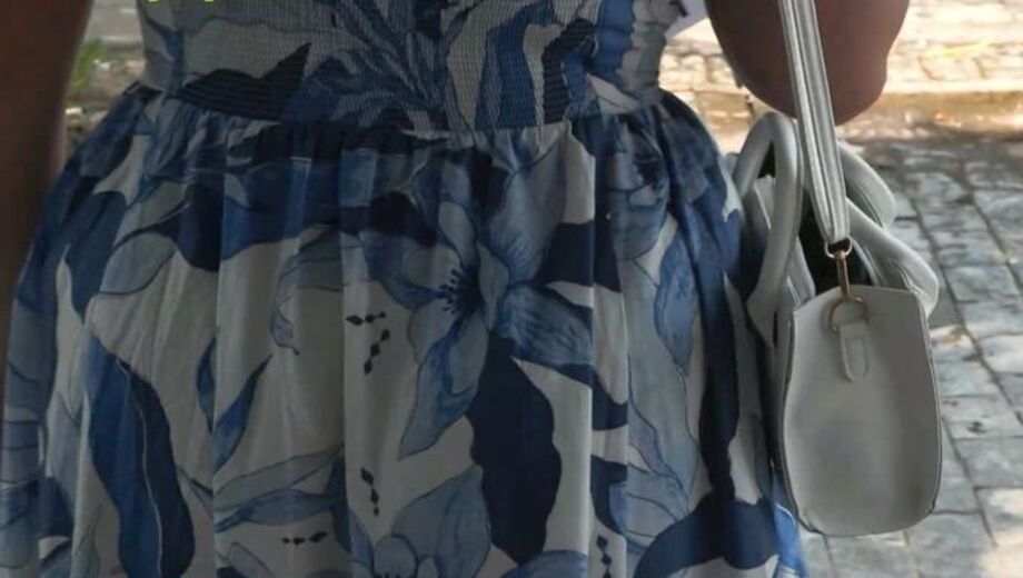 Λάρισα: Θρίλερ στη μέση του δρόμου με γυναίκα! Ουρλιαχτά και αμόκ! Μόλις έβλεπε περαστικούς να… Λάρισα:-Θρίλερ-στη-μέση-του-δρόμου-με-γυναίκα!-Ουρλιαχτά-και-αμόκ!-Μόλις-έβλεπε-περαστικούς-να…