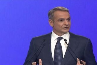 Τι-είναι-ο-“κουμπαράς”-που-εξήγγειλε-ο-Μητσοτάκης-–-Πώς-θα-μπορεί-ένα-παιδί-στα-18-να-έχει-60.000-ευρώ