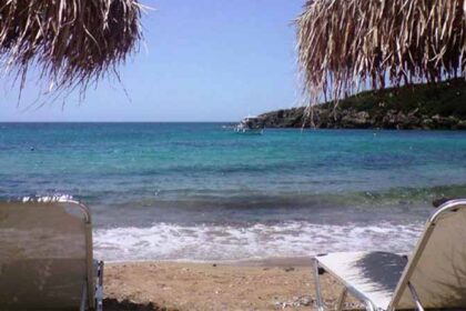 Έκτακτο-–-Βουλιαγμένης:-Άγριο-έγκλημα-σε-παραλία,-πριν-από-λίγο-–-«Δεν-έχω-ακούσει-ξανά-τέτοια-ουρλιαχτά»