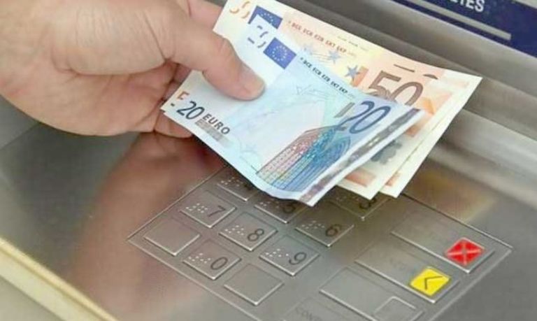 “Έρχεται”-νέο-επίδομα-Χριστουγέννων-–-Ποιοι-θα-το-πάρουν-και-τα-ποσά-για-το-2027-και-το-2028