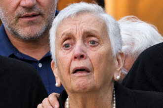Σπάραξε-η-μητέρα-του-Μαζωνάκη-–-Τα-είπε-όλα-για-τον-Γιώργο-με-2-λέξεις