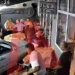 Θεσσαλονίκη:-Ήταν-“τύφλα”-στο-μεθύσι,-πήρε-το-αυτοκίνητο-και-θέρισε-ανθρώπους-που-τρώγανε-σε-ουζερί-(Βίντεο-σοκ)
