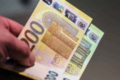 Εισφορά-αλληλεγγύης-για-450.000-συνταξιούχους-–-Ποιοι-θα-δουν-αυξήσεις;